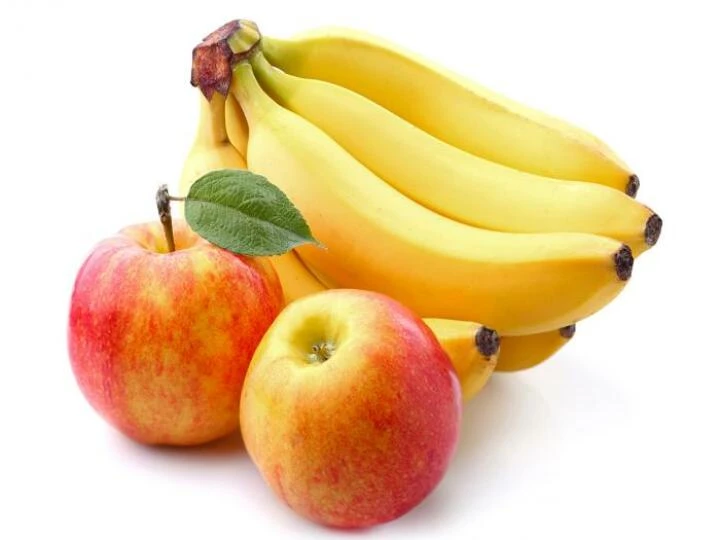 bananasapplescloseupwhitebackground5129071288x1024
