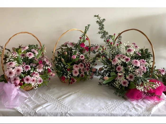 baskets for flower arranging day