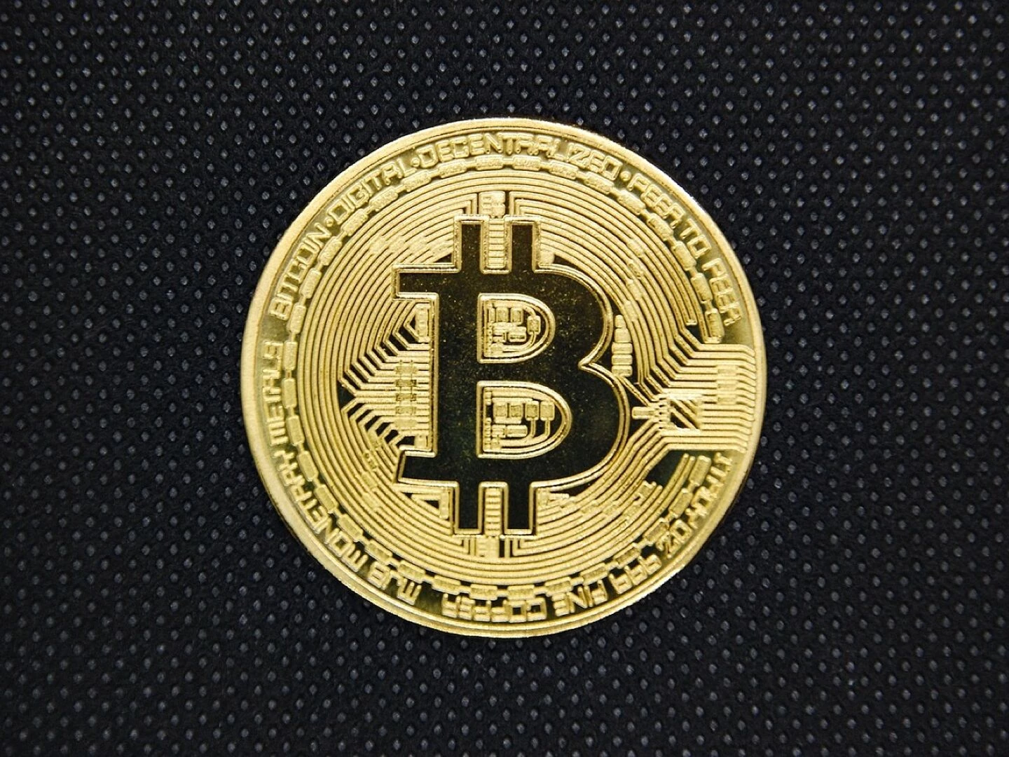 bitcoin blockchain currency coin gold bitcoin business bitcoin icon safety bitcoin wallet bank business cash bit trade conceptual exchange cryptocurrency bitcoin bitcoin bitcoin bitcoin bitcoin