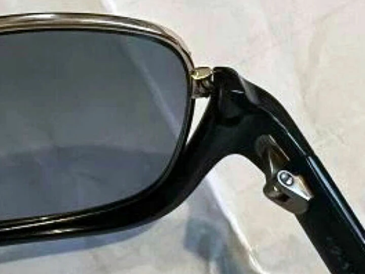 Broken hinge on sunglasses