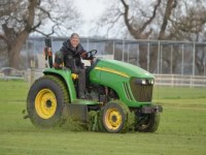 Tattenhall Groundsman 1000