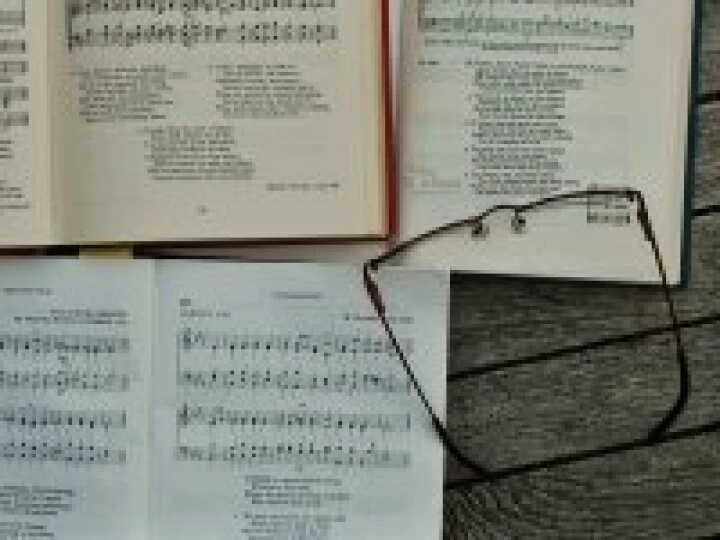 Hymns 7