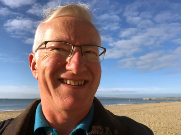 Dr Julian Tawn