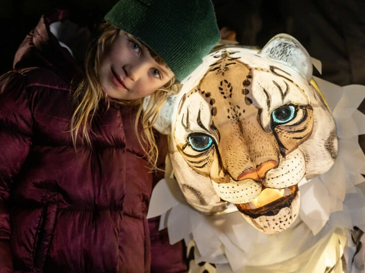 Lanterns-Snow-Leopard-Puppet