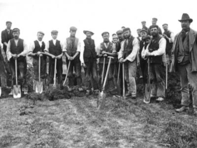 A gang of navvies near Haddenham