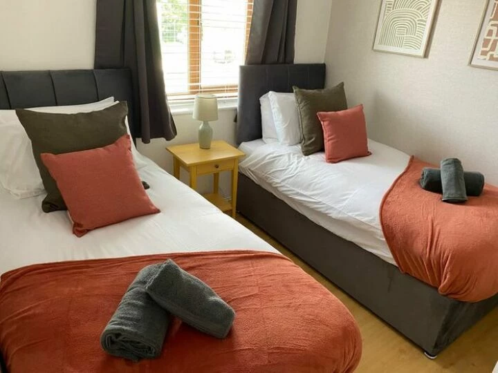 Twin Room 1