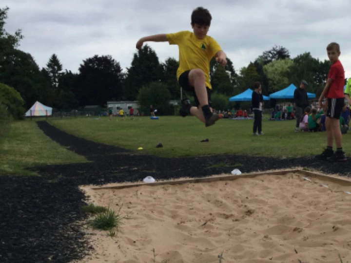 Long jump (16)