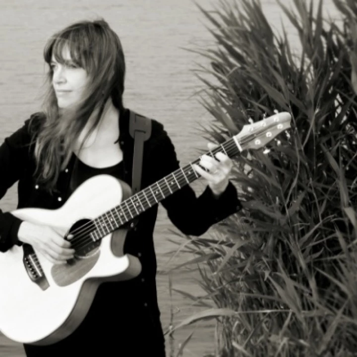 Sarah McQuaid 3