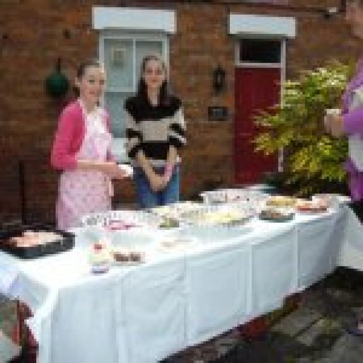Charity Cake Stand