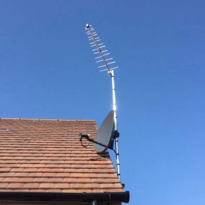 Aerial-and-satellite-installation-1024x768