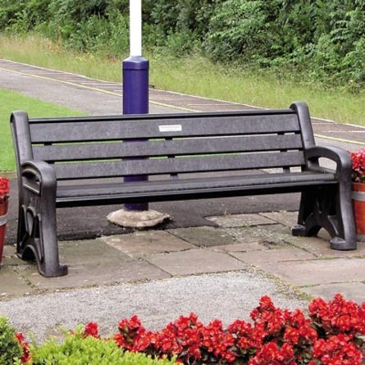 TPC New Bench for High St Picture1
