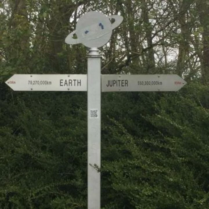 Earth jupiter