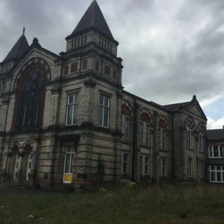 Southlands outside