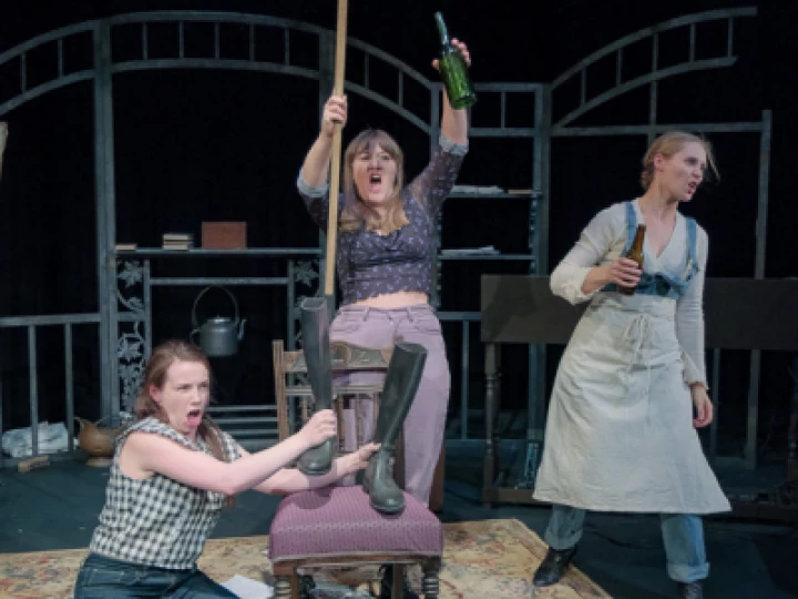 Bronte Sisters B16ec6c927ae4a30a9ecb266871bf02e