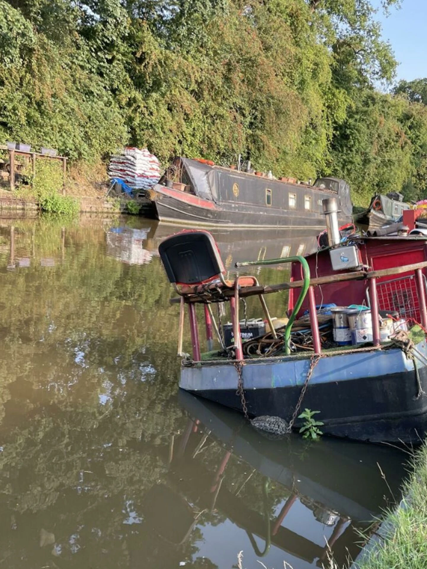 canal boat leaning