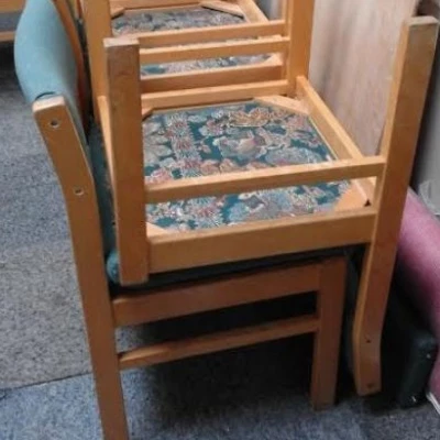 chair to be sold 2