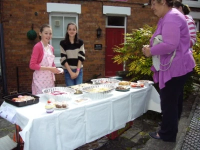 charity cake stand