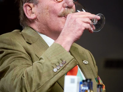 charles maclean 07