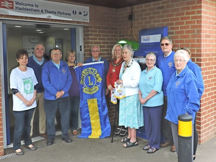 defibrillator at ht parkway