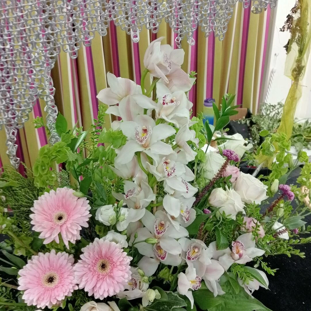 flower club  may 2025
