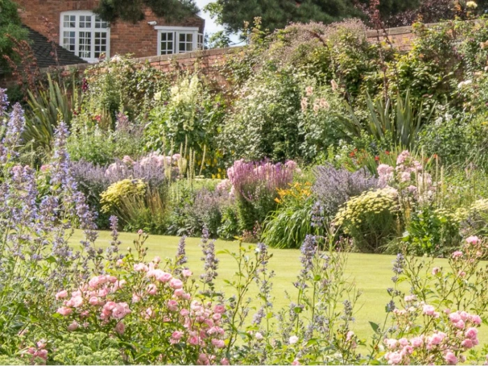 goldstone hall gardens