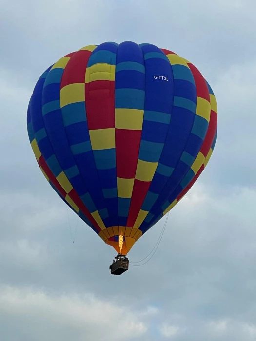 hot air balloon