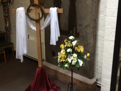 image0136 easter cross