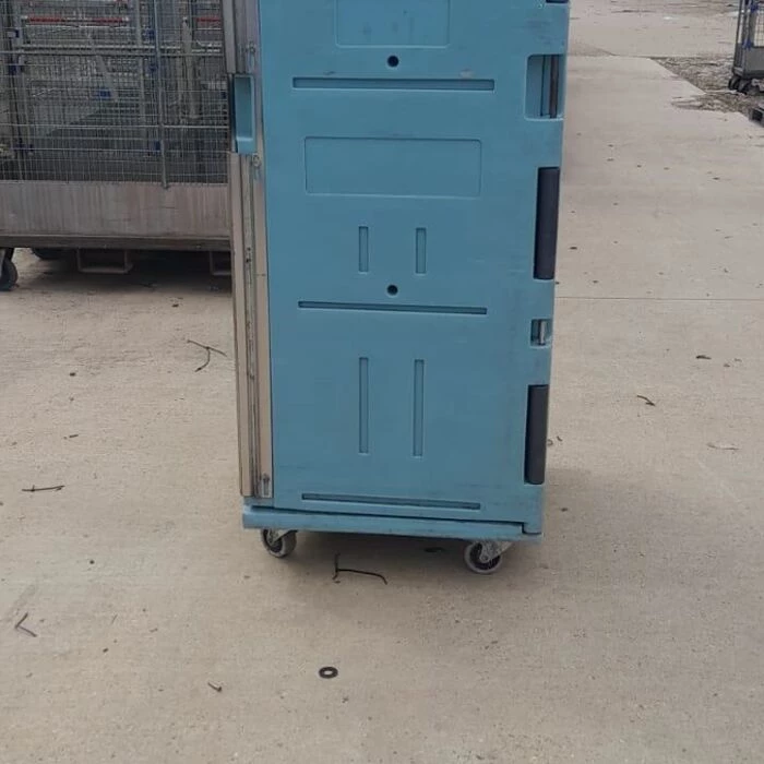 insulated cage