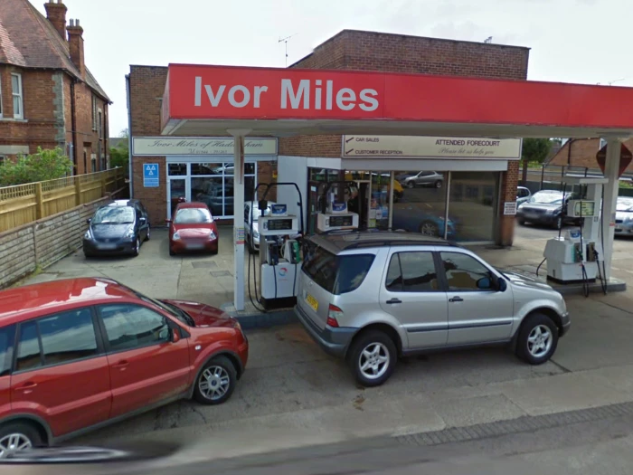 ivor miles garage