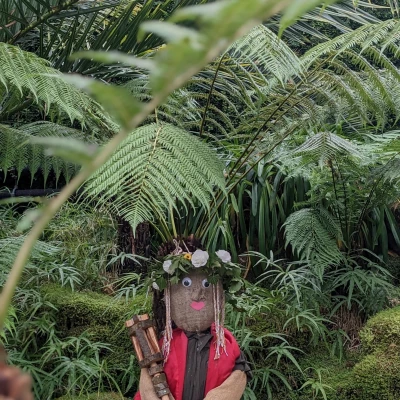 jill scott queen of the jungle in tattons fabulous fernery min