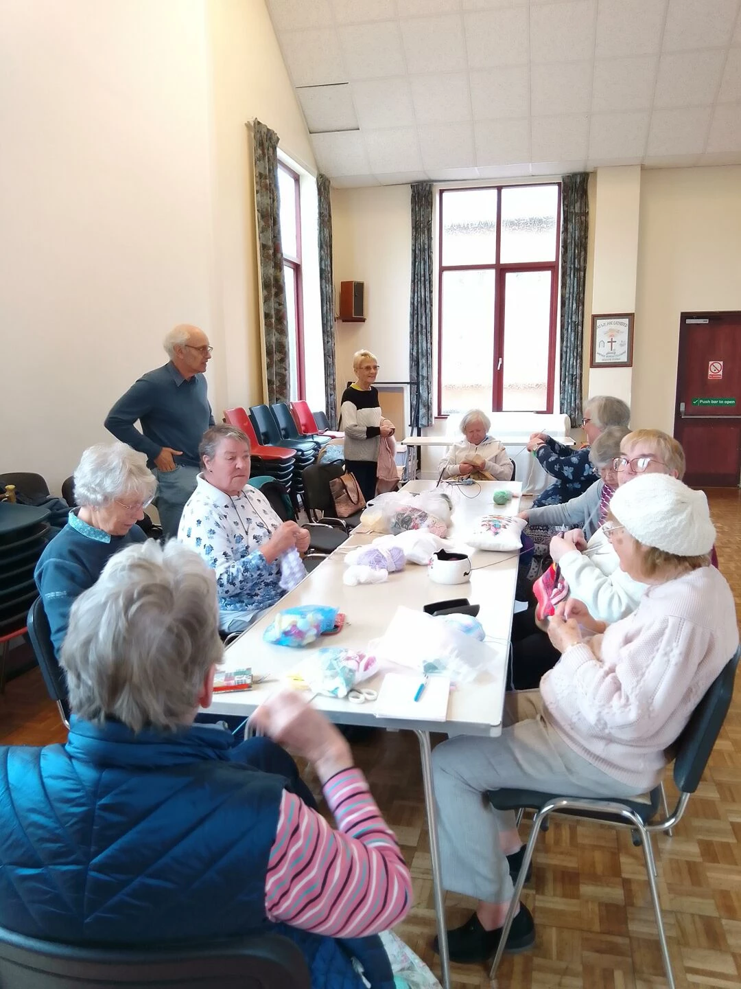 knit and chat group