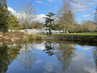 lake at walton gardens