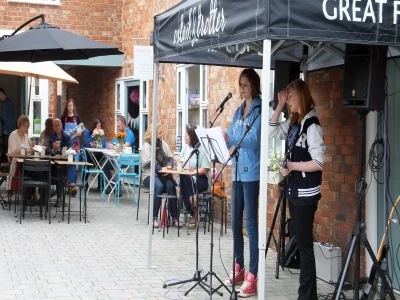 music at the courtyard 11 cheshire street