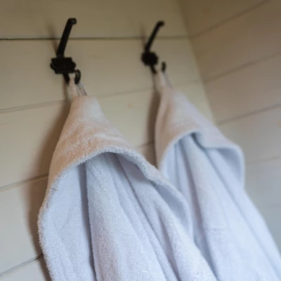 overwater luxury glamping hodnet interior 49