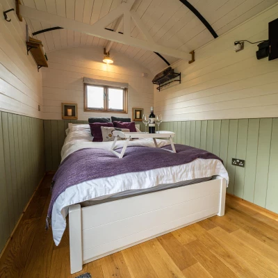 overwater luxury glamping hodnet interior 5