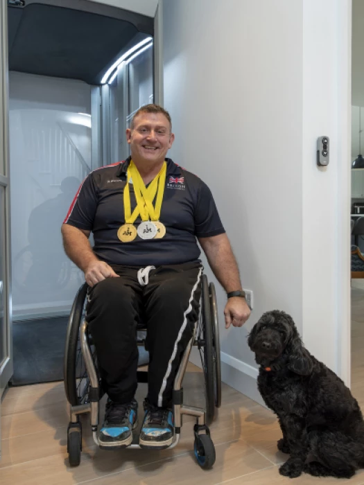 para pickleball champion andy mcerlean and his stiltz trio homelift