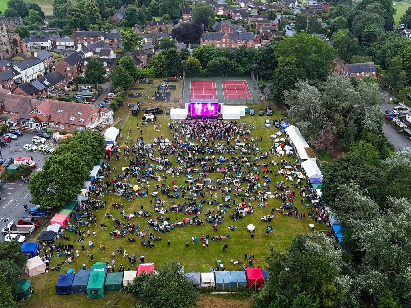 previous pop crowds