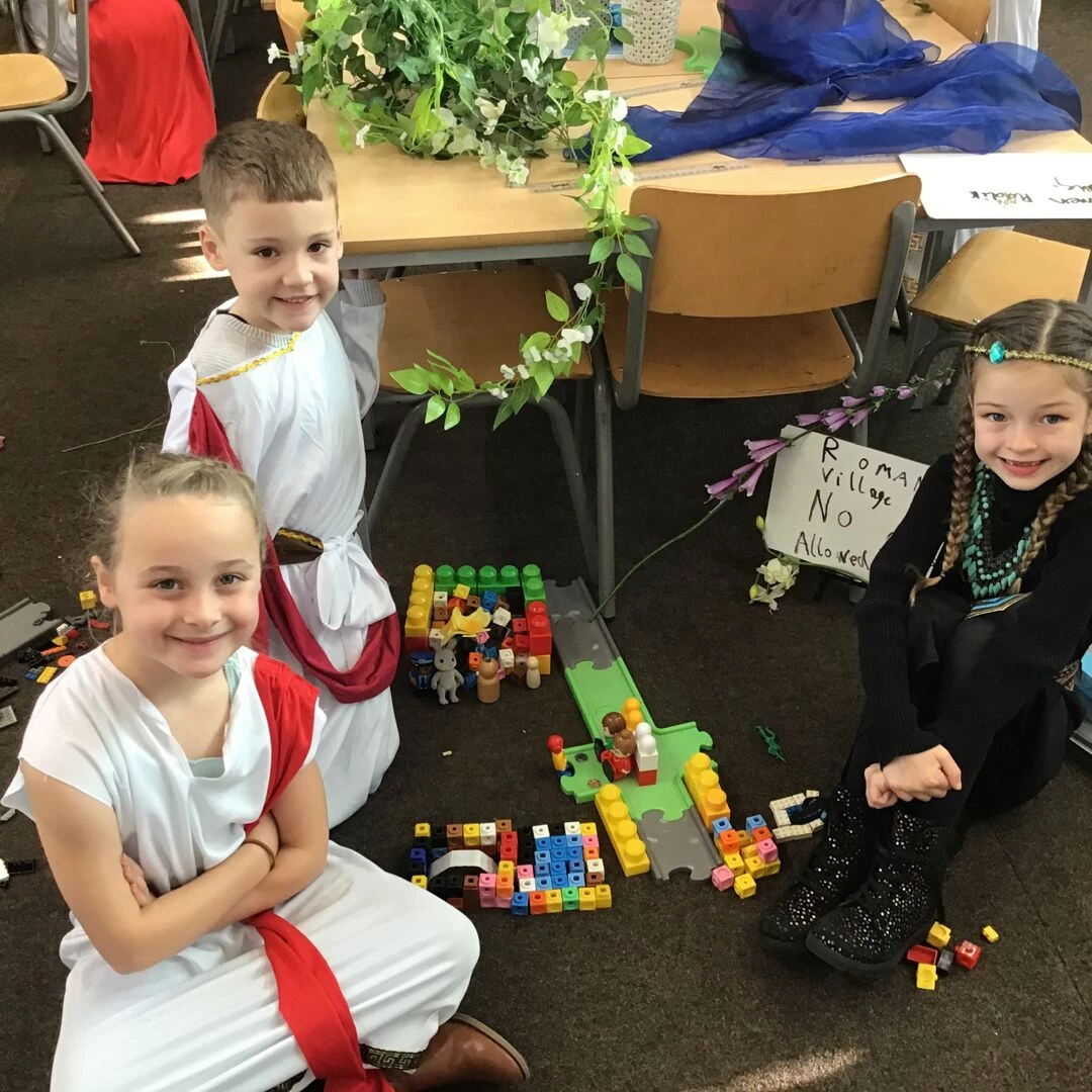 roman theme days