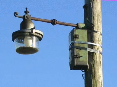 telegraph pole with light 01