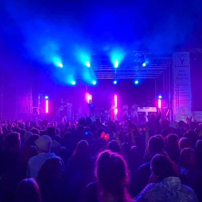 the abba reunion tribute show 39  perform waterloo