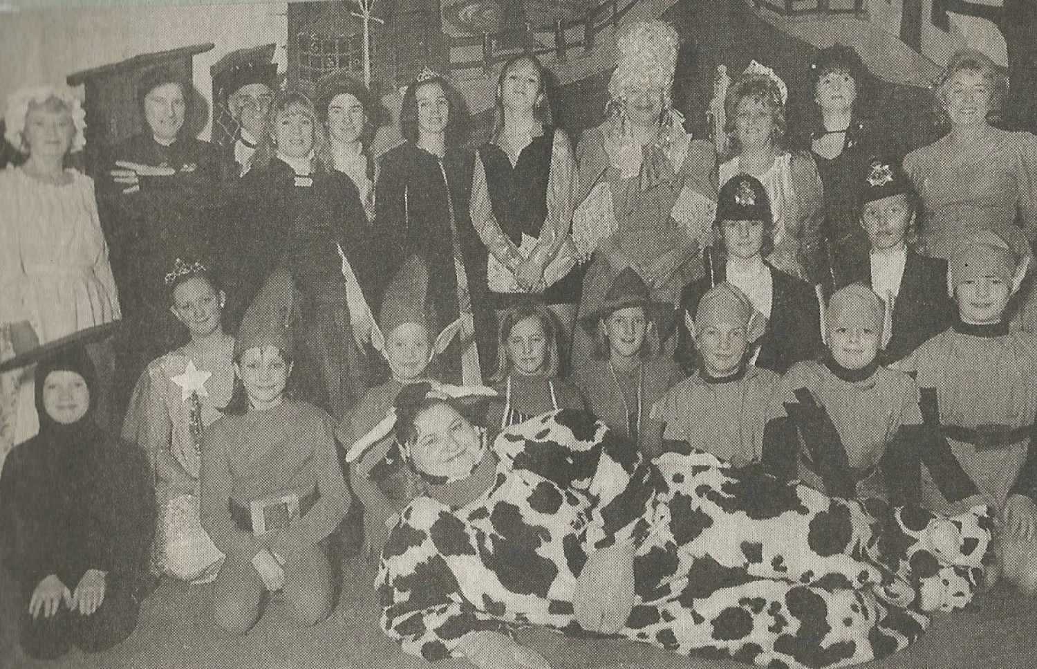 thr tarvin panto feb 1998 photoscan