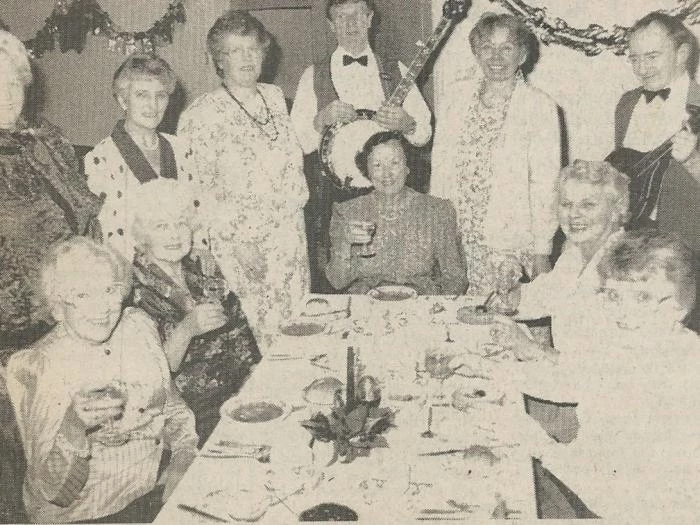 thr wi christmas party 1991 scan20181013