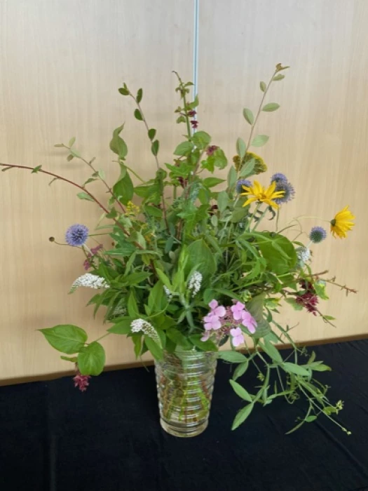 ths 2023 flower arrangement d2545918 de9f 4364 84c5 0fbf5d6e2c681201a